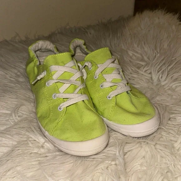 Neon green Torrid sneaker - Picture 2 of 4